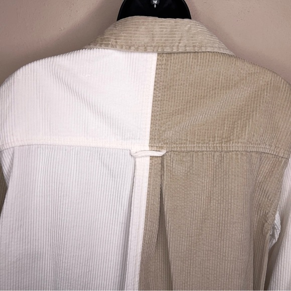 Small American Eagle Outfitters Colorblock Corduroy Button Up Top Beige White - Picture 6 of 15